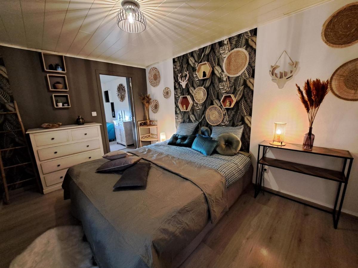Aux Champs Des Cloches Apartment อูฟฟาลีซ ภายนอก รูปภาพ